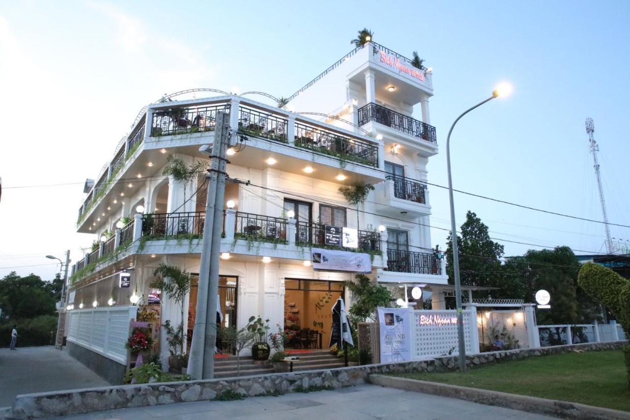 Bich Ngoan Hotel Trà Vinh Exteriör bild